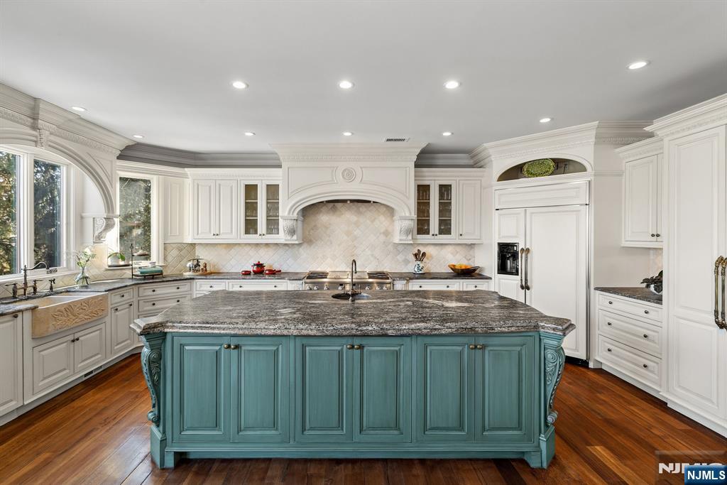 69 Woodland Road Montvale, NJ 07645 - Photo 17 of 50