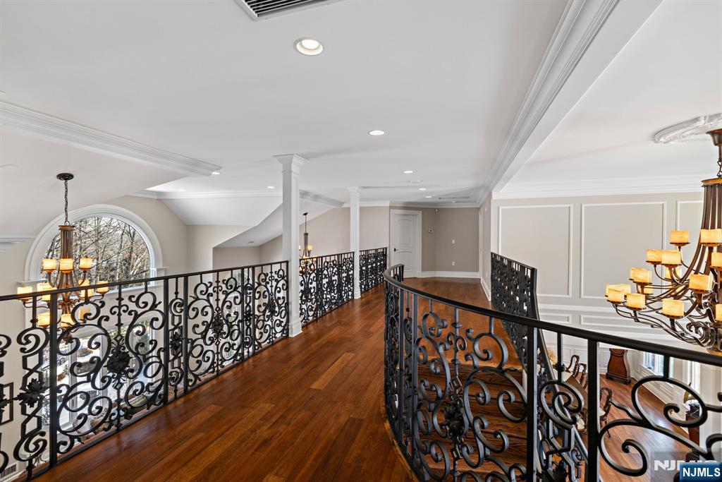 69 Woodland Road Montvale, NJ 07645 - Photo 27 of 50