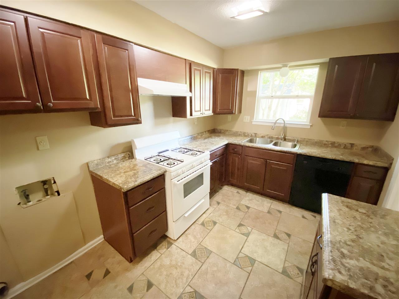 4314 Renners Road Memphis, TN 38128 - Photo 8 of 23