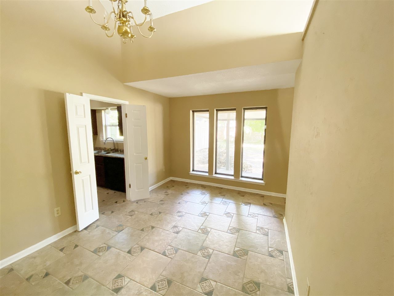4314 Renners Road Memphis, TN 38128 - Photo 10 of 23