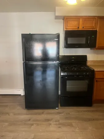 $1,600 | 10917 South Lloyd Drive, Unit 7, Worth, IL 60482