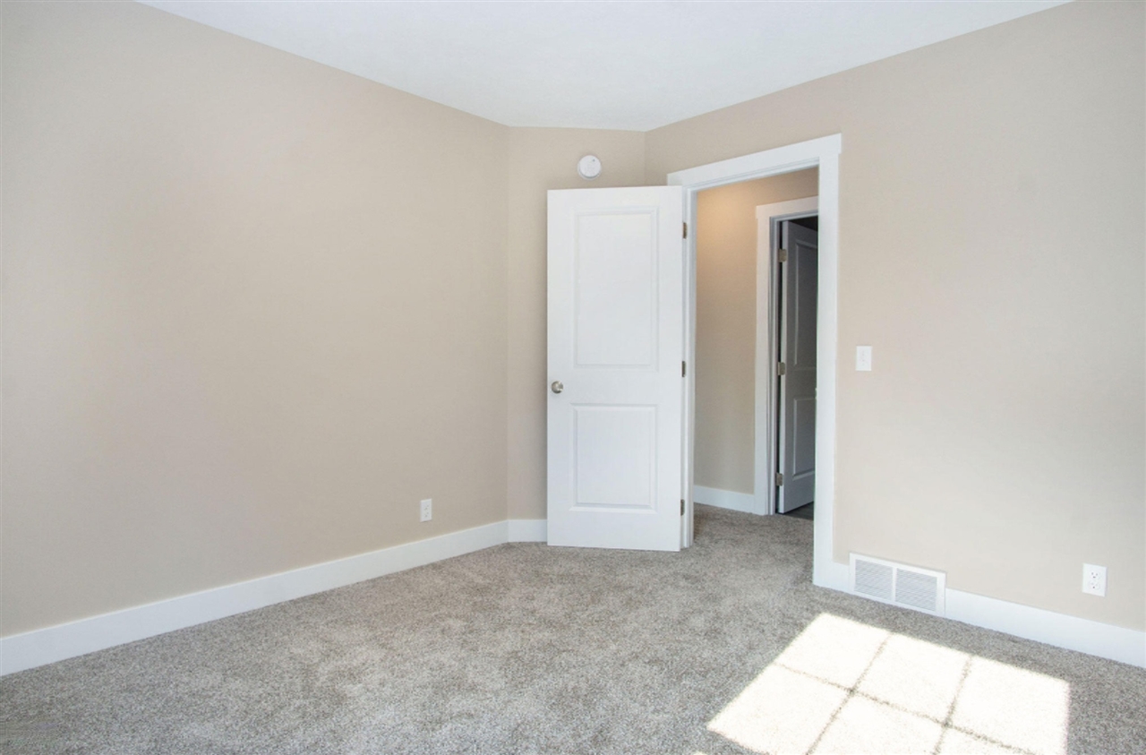 6077 Turtle Ridge Muskegon, MI 49444 - Photo 25 of 36