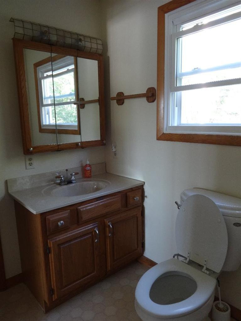 1574 Mull Road Tipton, MI 49287 - Photo 14 of 17 UPPER MASTER BATH
