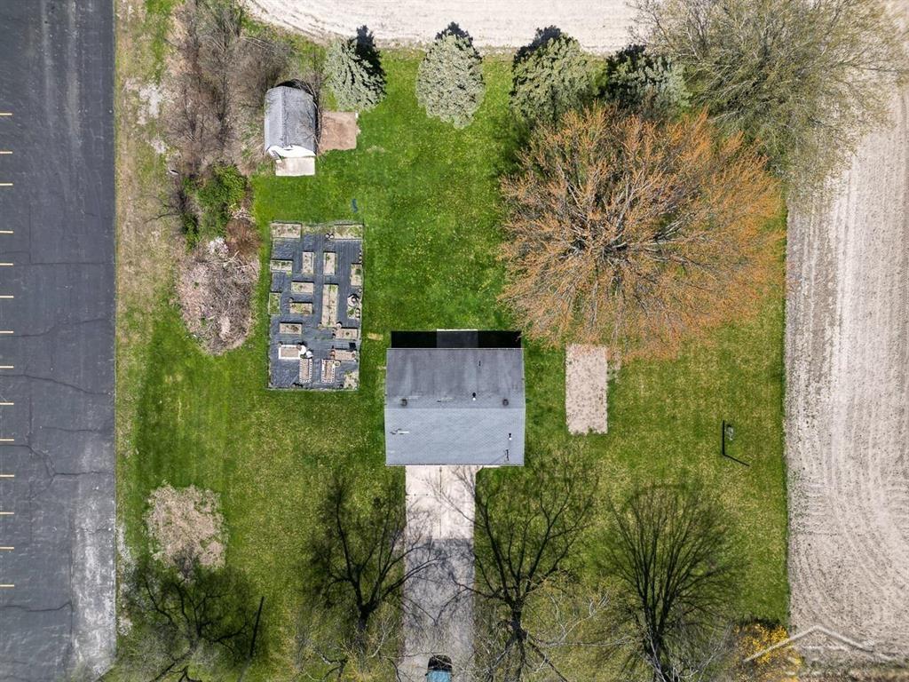 1789 East Cody Estey Road Pinconning, MI 48650 - Photo 5 of 27 50140732-df4f0ab7-3e97-4dbf-aa99-9a5cb12c006c.JPG