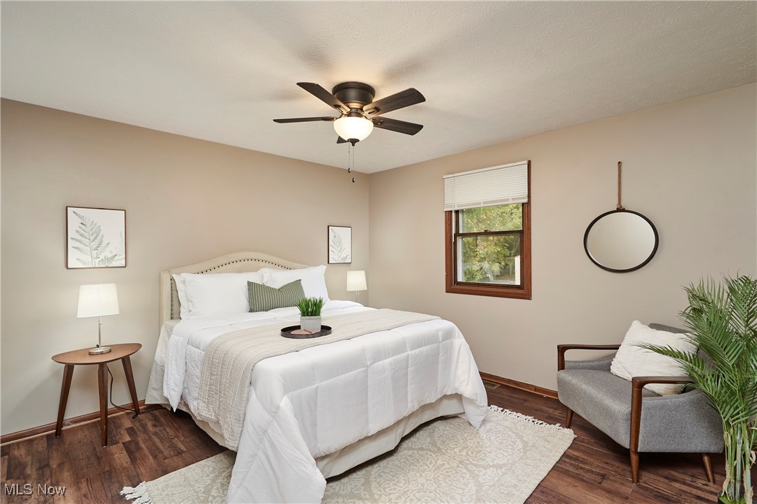 8111 Lake Road Seville, OH 44273 - Photo 19 of 29 Bedroom 3