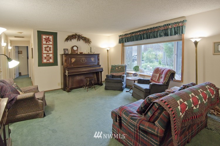 3212 223rd Place Southeast Bothell, WA 98021 - Photo 2 of 12