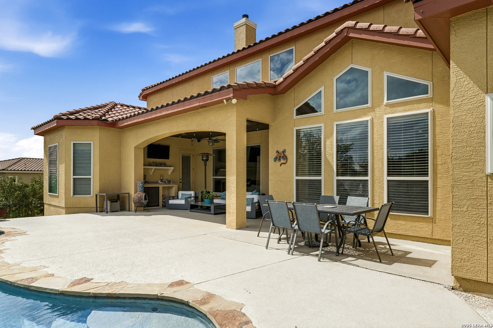 322 Santa Domingo Helotes, TX 78023 - Photo 44 of 47 a view of a house with patio and a garden
