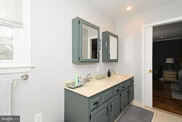 $875,000 | 1207 Madison Drive, Yardley, PA 19067