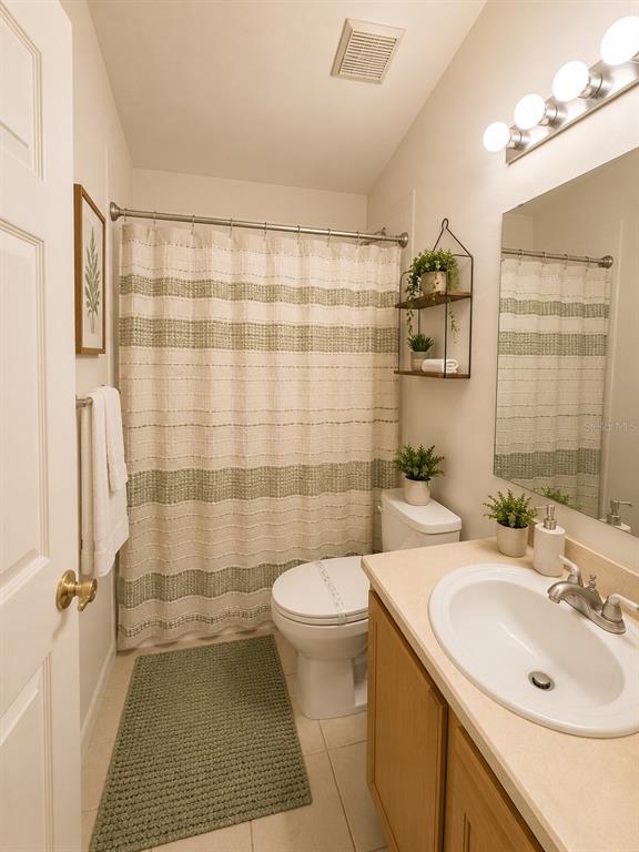 2555 Oneida Loop Kissimmee, FL 34747 - Photo 8 of 15 Gallery Image 8