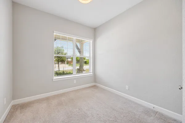 $3,000 | 9403 Windward Bluff Way, Tomball, TX 77375