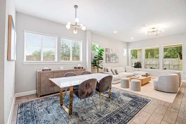 $3,000 | 9403 Windward Bluff Way, Tomball, TX 77375