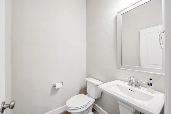 $3,000 | 9403 Windward Bluff Way, Tomball, TX 77375