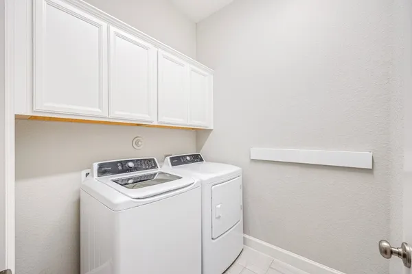 $3,000 | 9403 Windward Bluff Way, Tomball, TX 77375