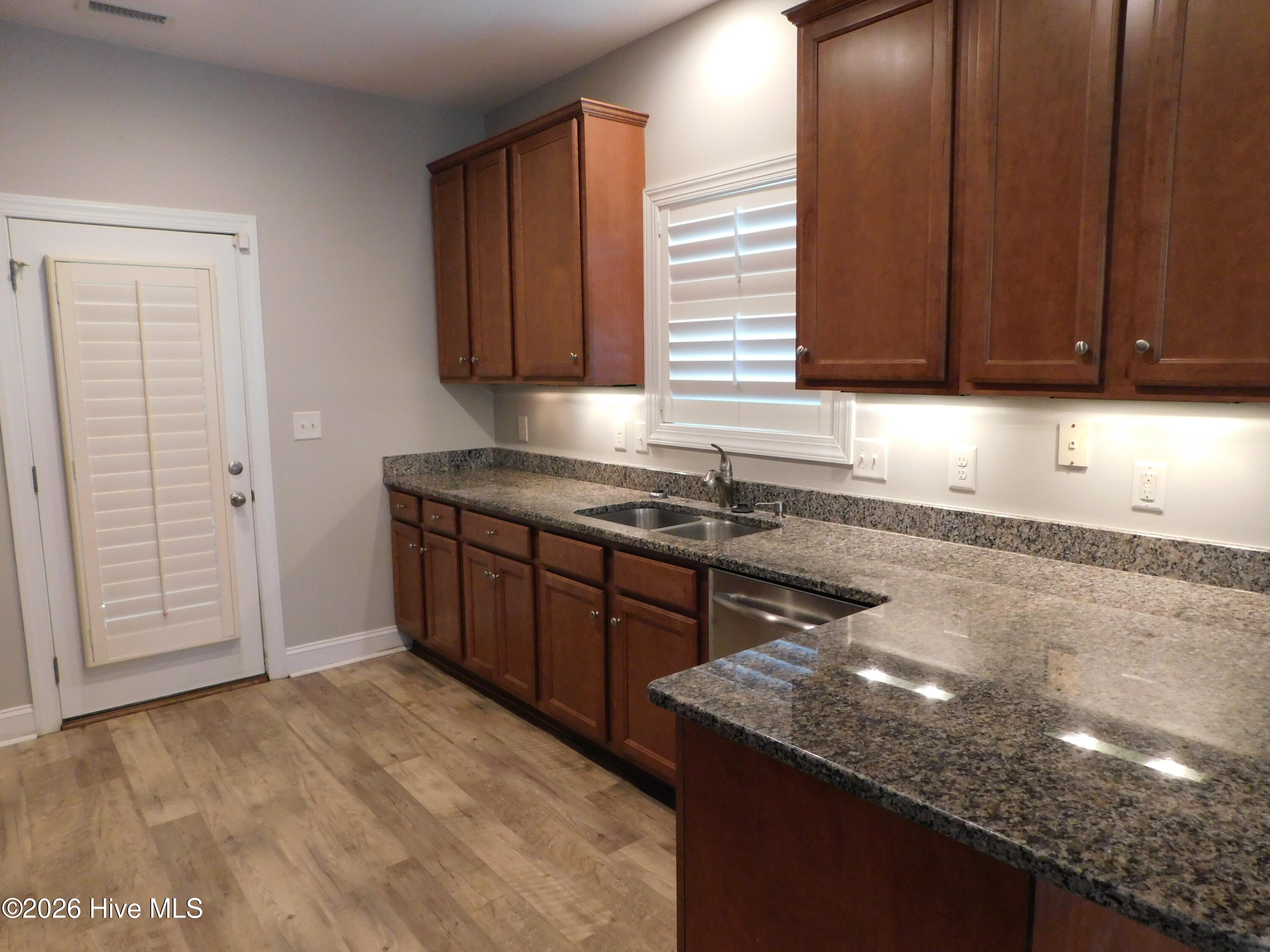 106 Ricks Avenue Beaufort, NC 28516 - Photo 5 of 14 DSCN2454