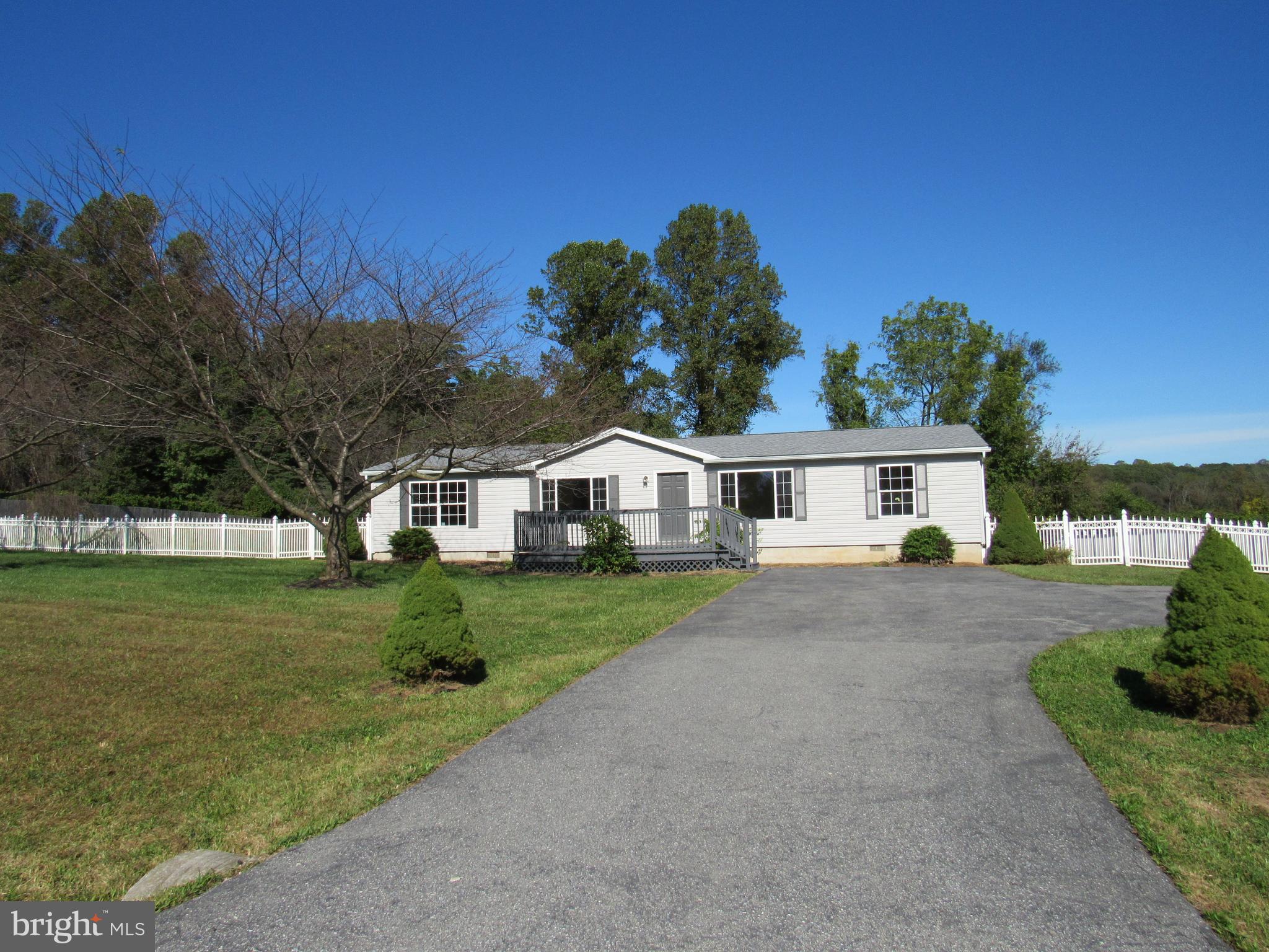 8 Mynes Road Fleetwood, PA 19522 - Photo 4 of 28 Gallery Image 4