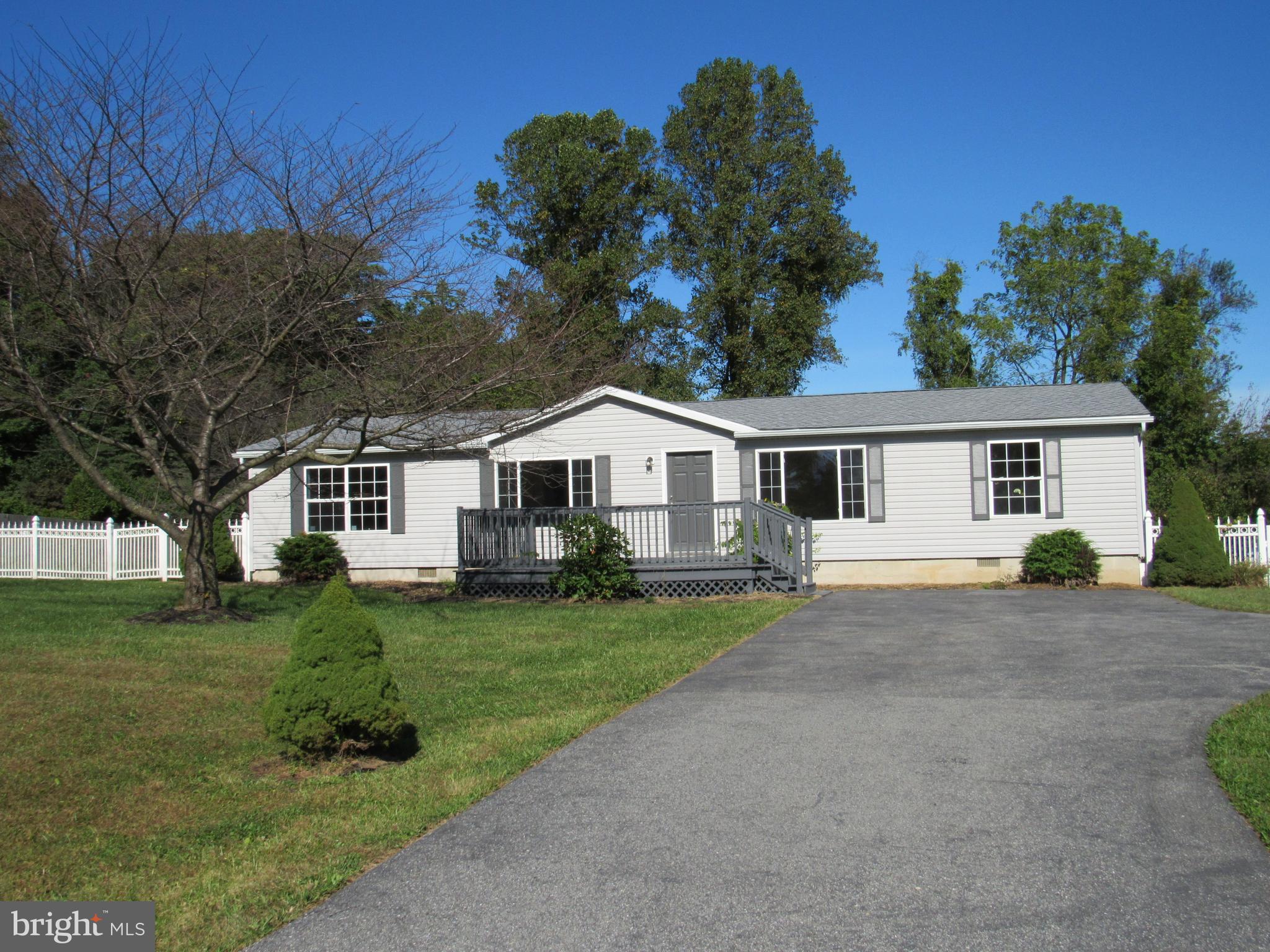 8 Mynes Road Fleetwood, PA 19522 - Photo 5 of 28 Gallery Image 5