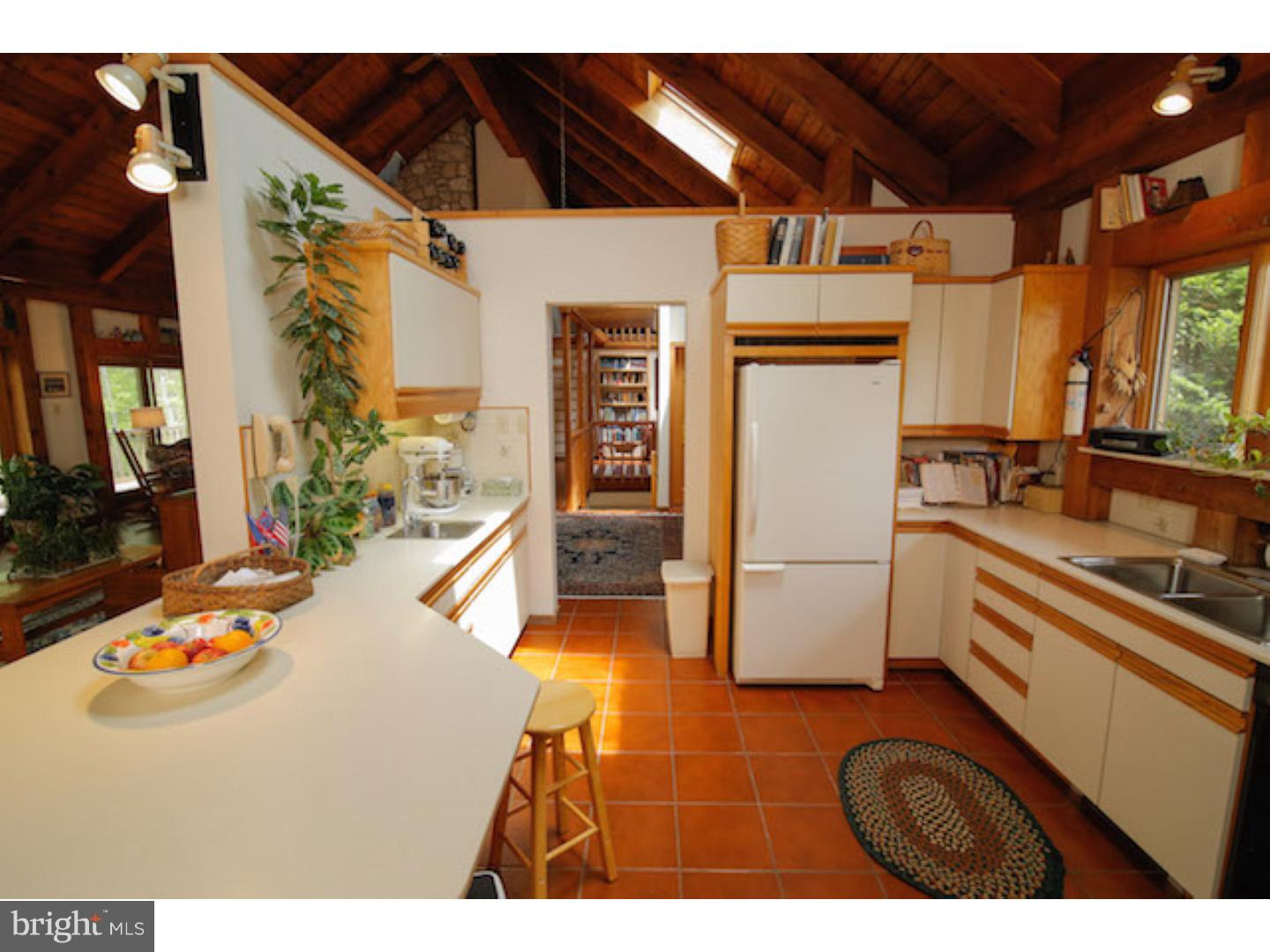 3063 Distillery Road Fogelsville, PA 18051 - Photo 6 of 25 Gallery Image 6