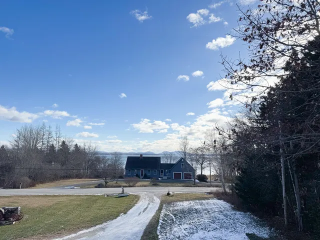 $869,000 | 961-967 Newbury Neck Road, Surry, ME 04684