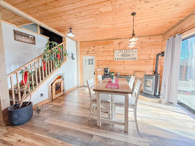 $869,000 | 961-967 Newbury Neck Road, Surry, ME 04684