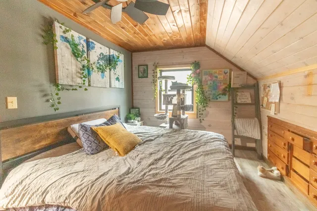 $869,000 | 961-967 Newbury Neck Road, Surry, ME 04684