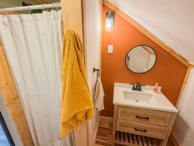 $869,000 | 961-967 Newbury Neck Road, Surry, ME 04684