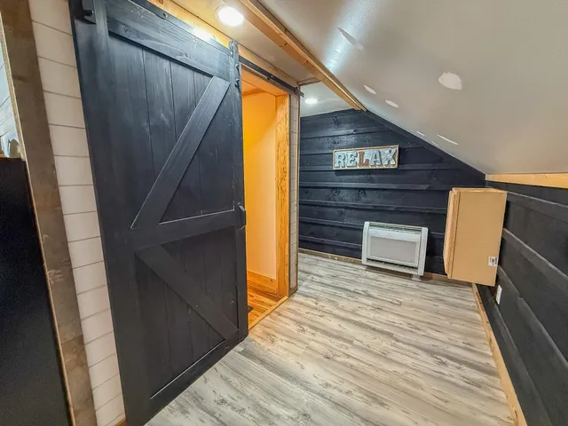 $869,000 | 961-967 Newbury Neck Road, Surry, ME 04684