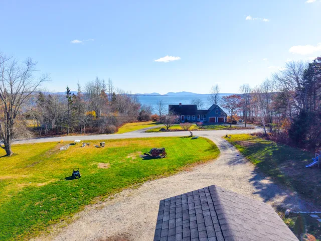 $869,000 | 961-967 Newbury Neck Road, Surry, ME 04684