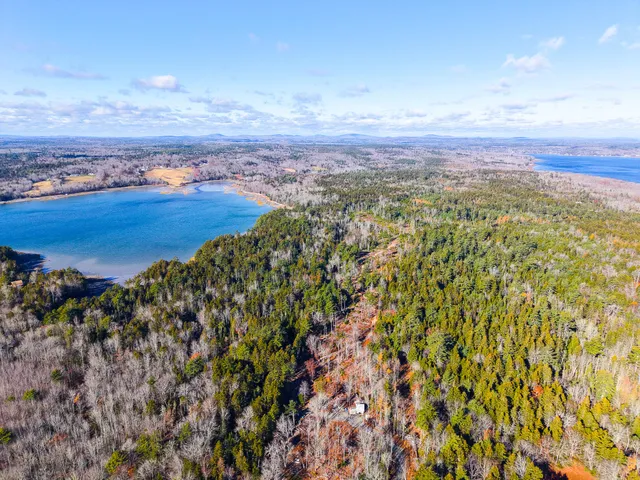 $869,000 | 961-967 Newbury Neck Road, Surry, ME 04684