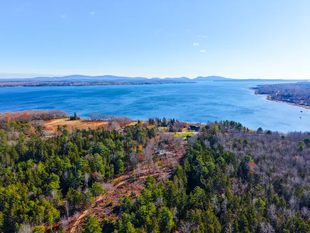 $869,000 | 961-967 Newbury Neck Road, Surry, ME 04684