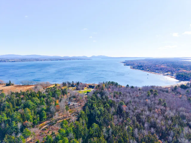 $869,000 | 961-967 Newbury Neck Road, Surry, ME 04684