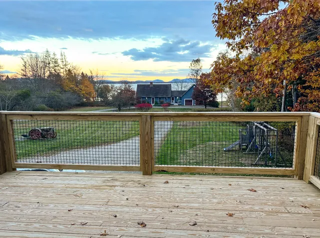 $869,000 | 961-967 Newbury Neck Road, Surry, ME 04684