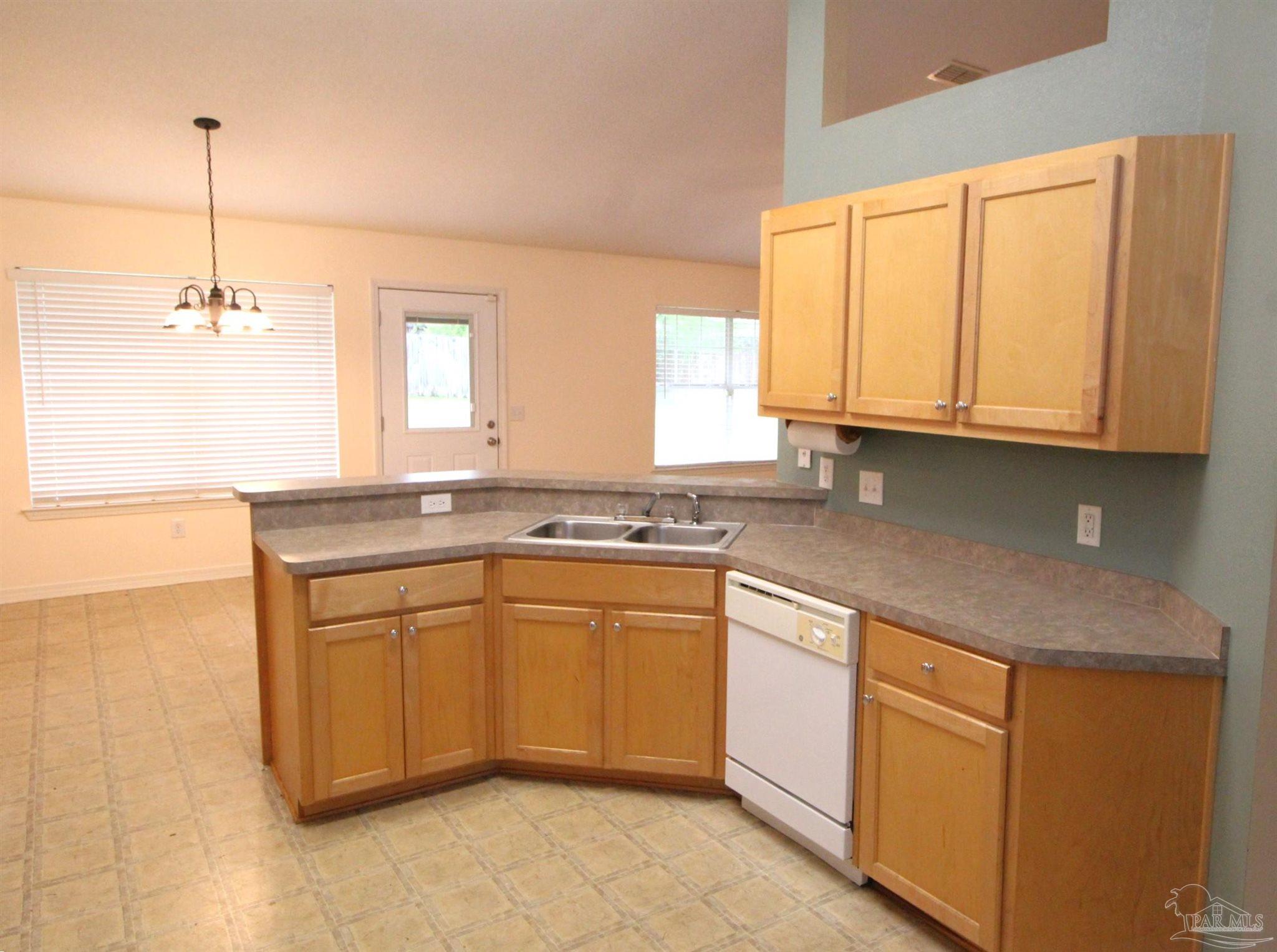 2026 Ziglar Road Cantonment, FL 32533 - Photo 6 of 25