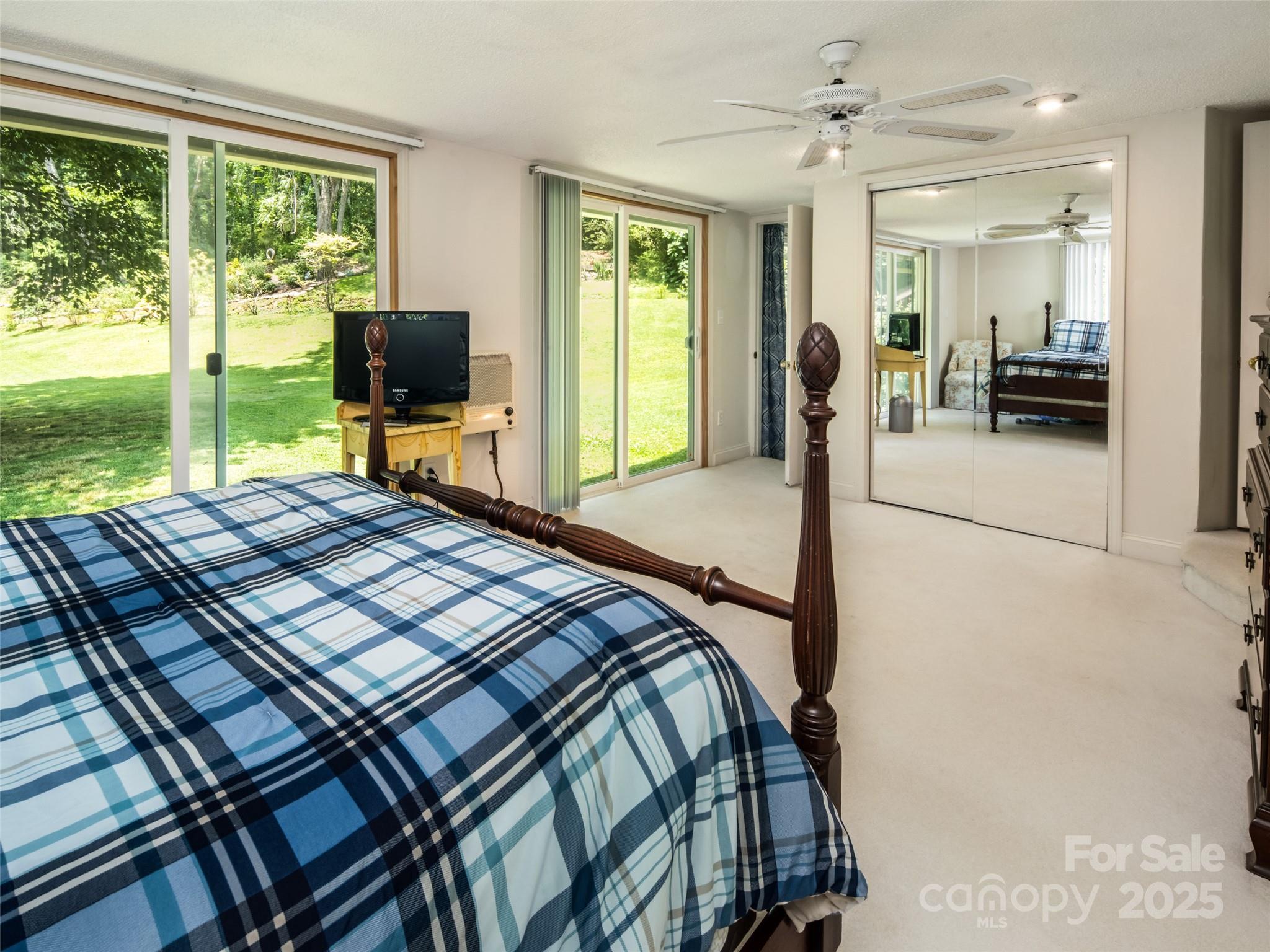 26 Melton Road Candler, NC 28715 - Photo 19 of 44 Gallery Image 19