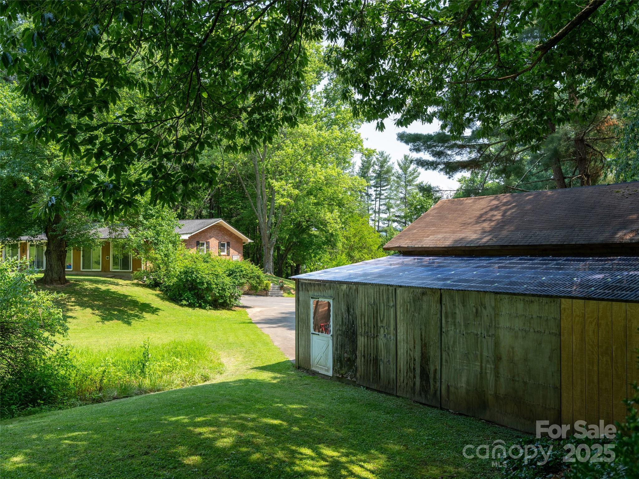 26 Melton Road Candler, NC 28715 - Photo 27 of 44 Gallery Image 27