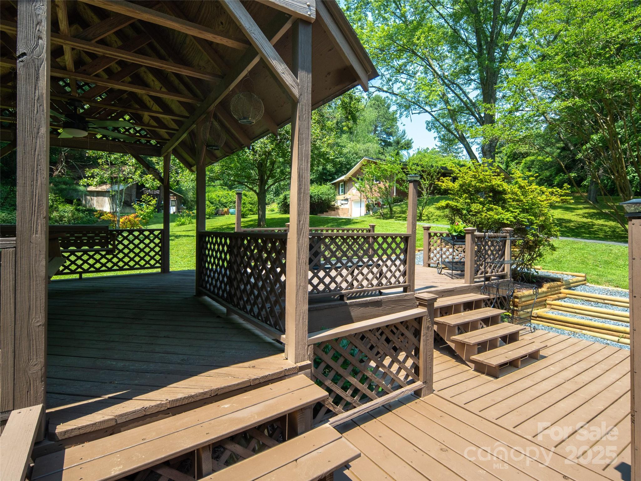 26 Melton Road Candler, NC 28715 - Photo 29 of 44 Gallery Image 29