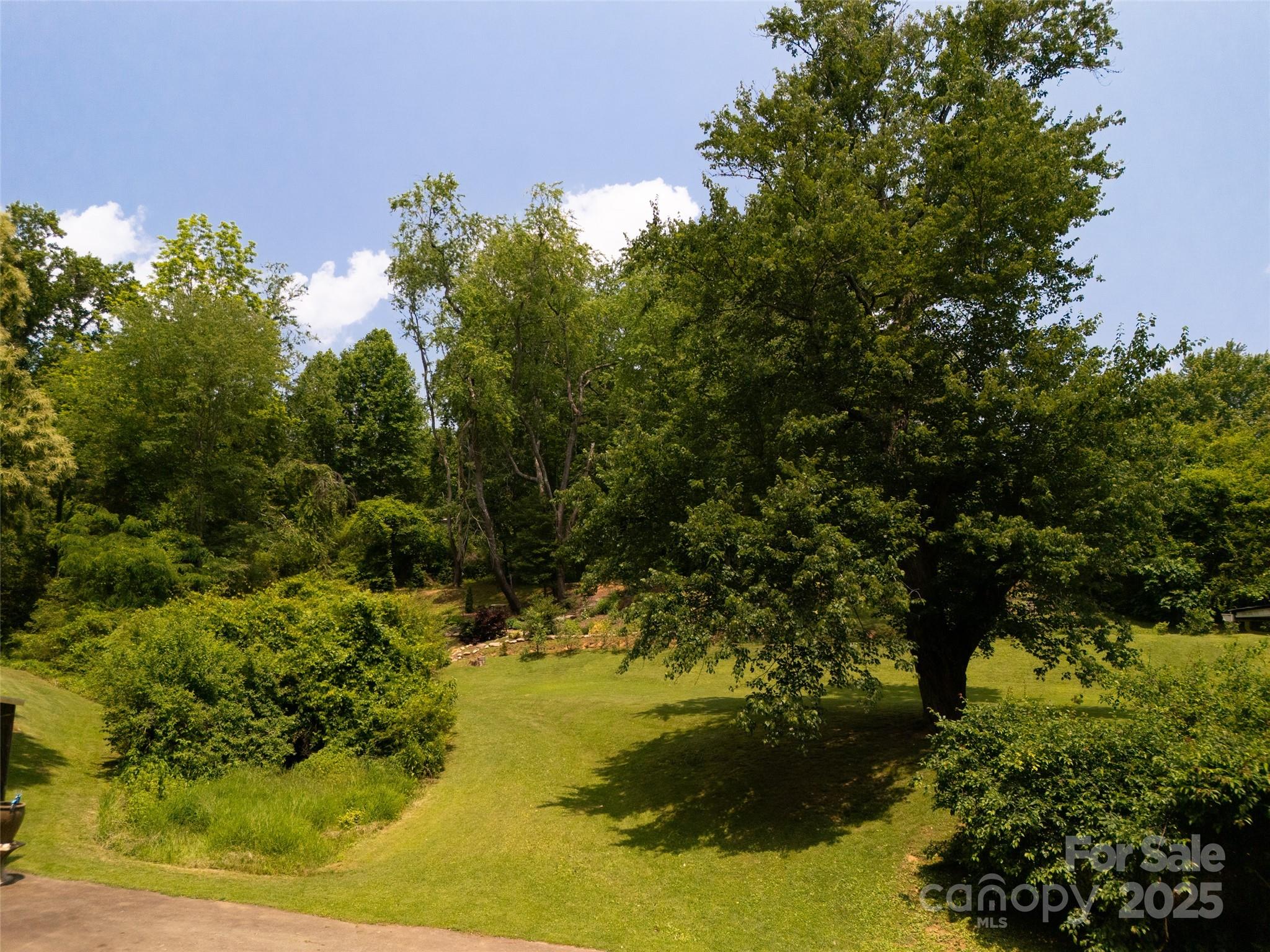 26 Melton Road Candler, NC 28715 - Photo 34 of 44 Gallery Image 34