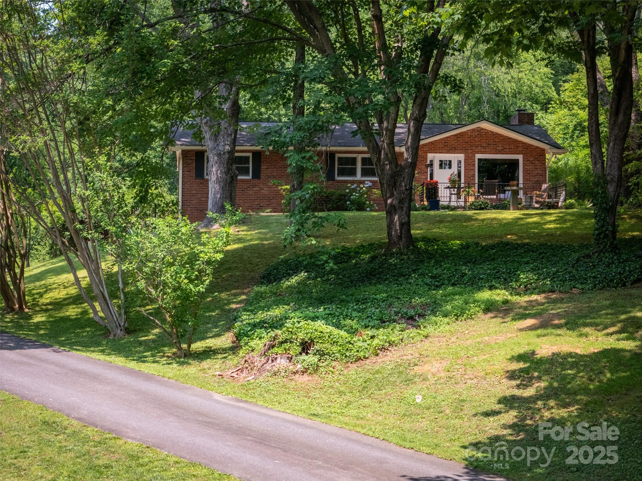 26 Melton Road Candler, NC 28715 - Photo 39 of 44 Gallery Image 39