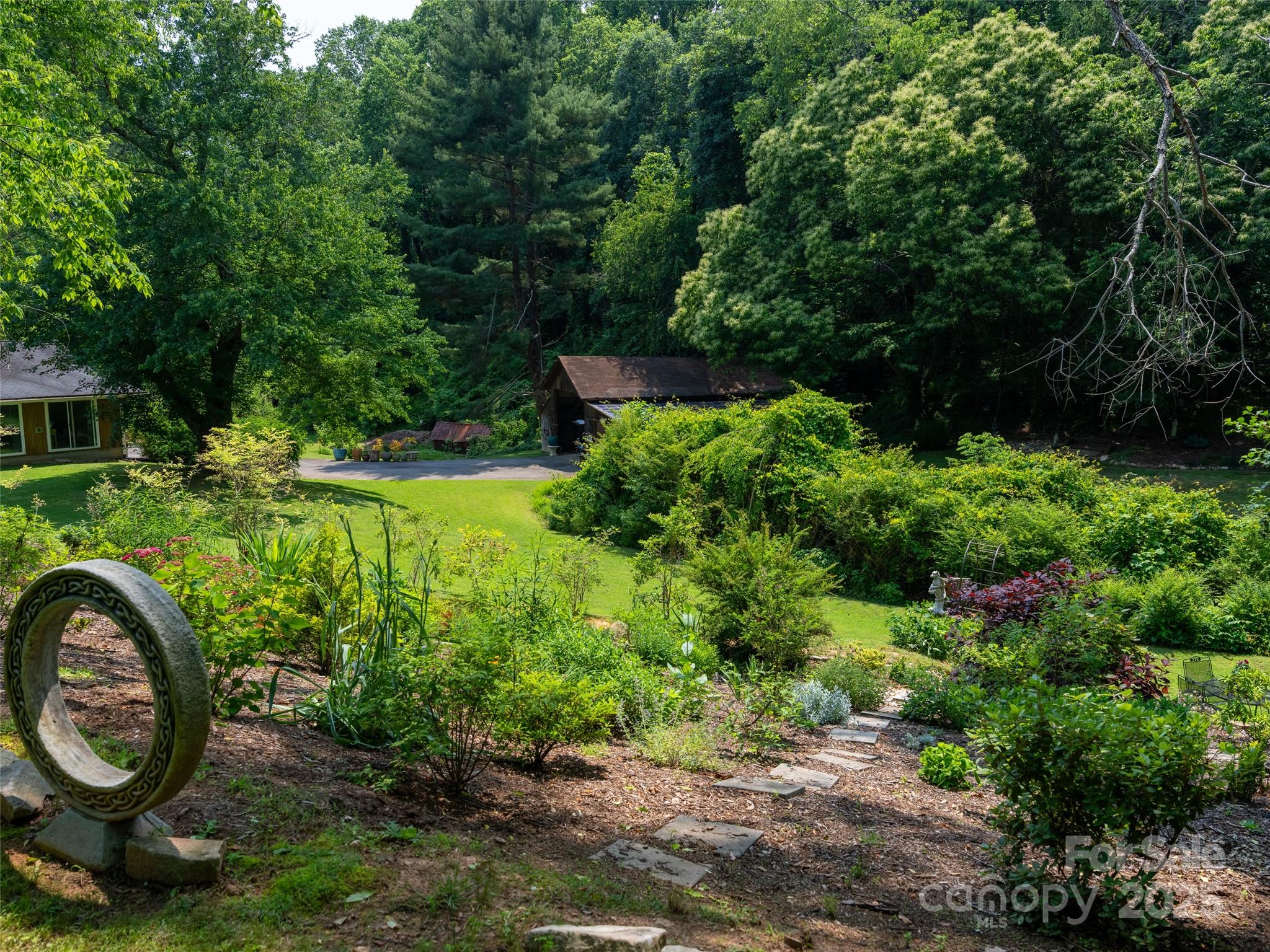 26 Melton Road Candler, NC 28715 - Photo 42 of 44 Gallery Image 42