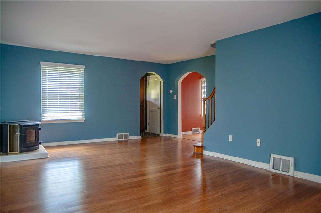 2908 Conway Wallrose Road Baden, PA 15005 - Photo 7 of 26