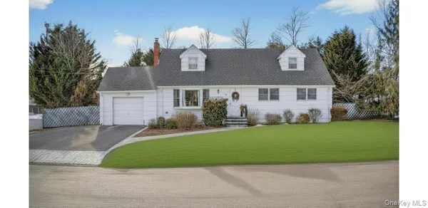 $649,999 | 52 Central Avenue, Patchogue, NY 11772