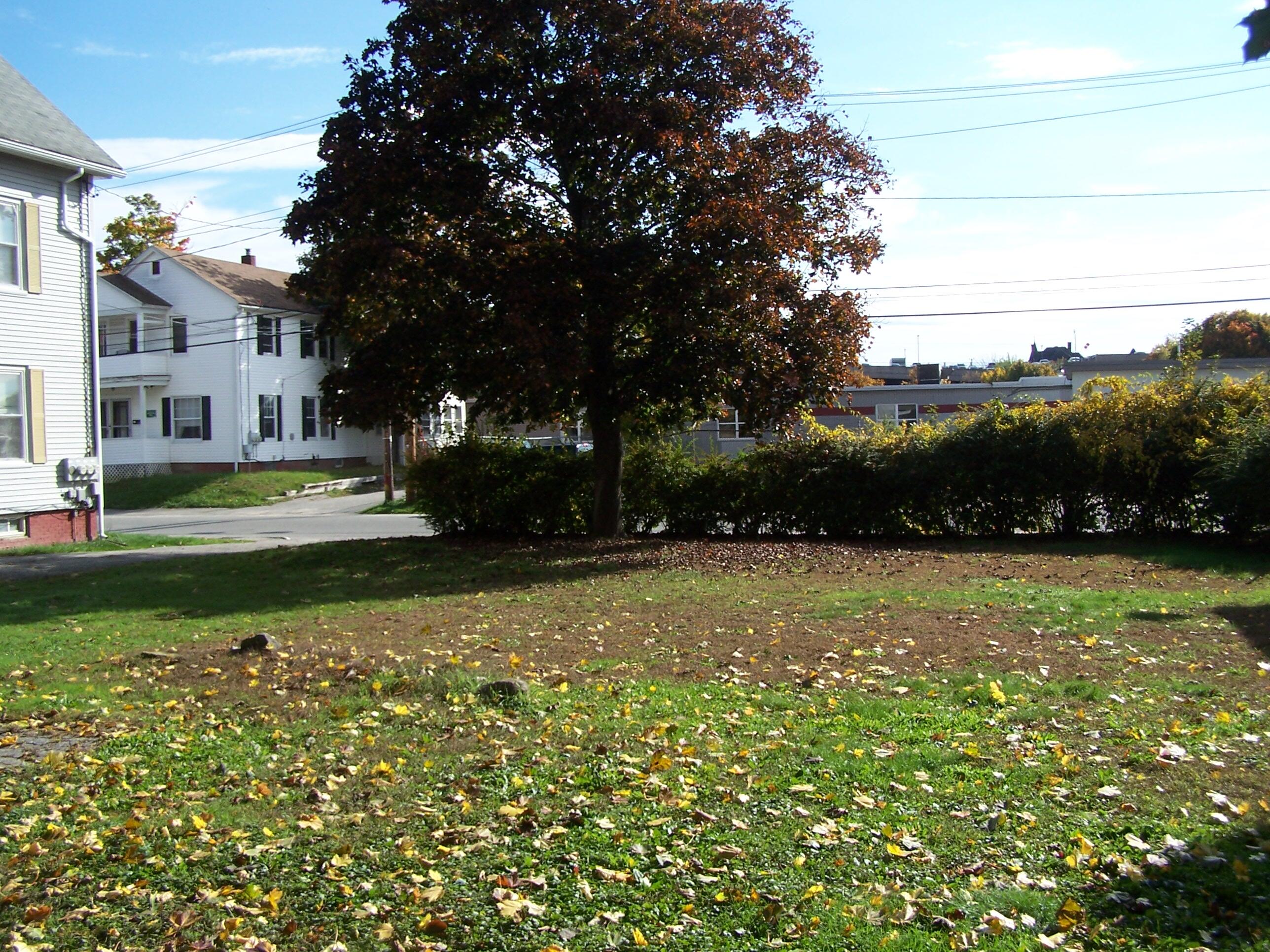 72 Spring Street Lewiston, ME 04240 - Photo 4 of 5 103_9484