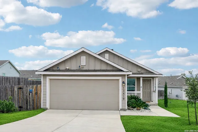 $289,900 | 13419 Homestead Way, San Antonio, TX 78252