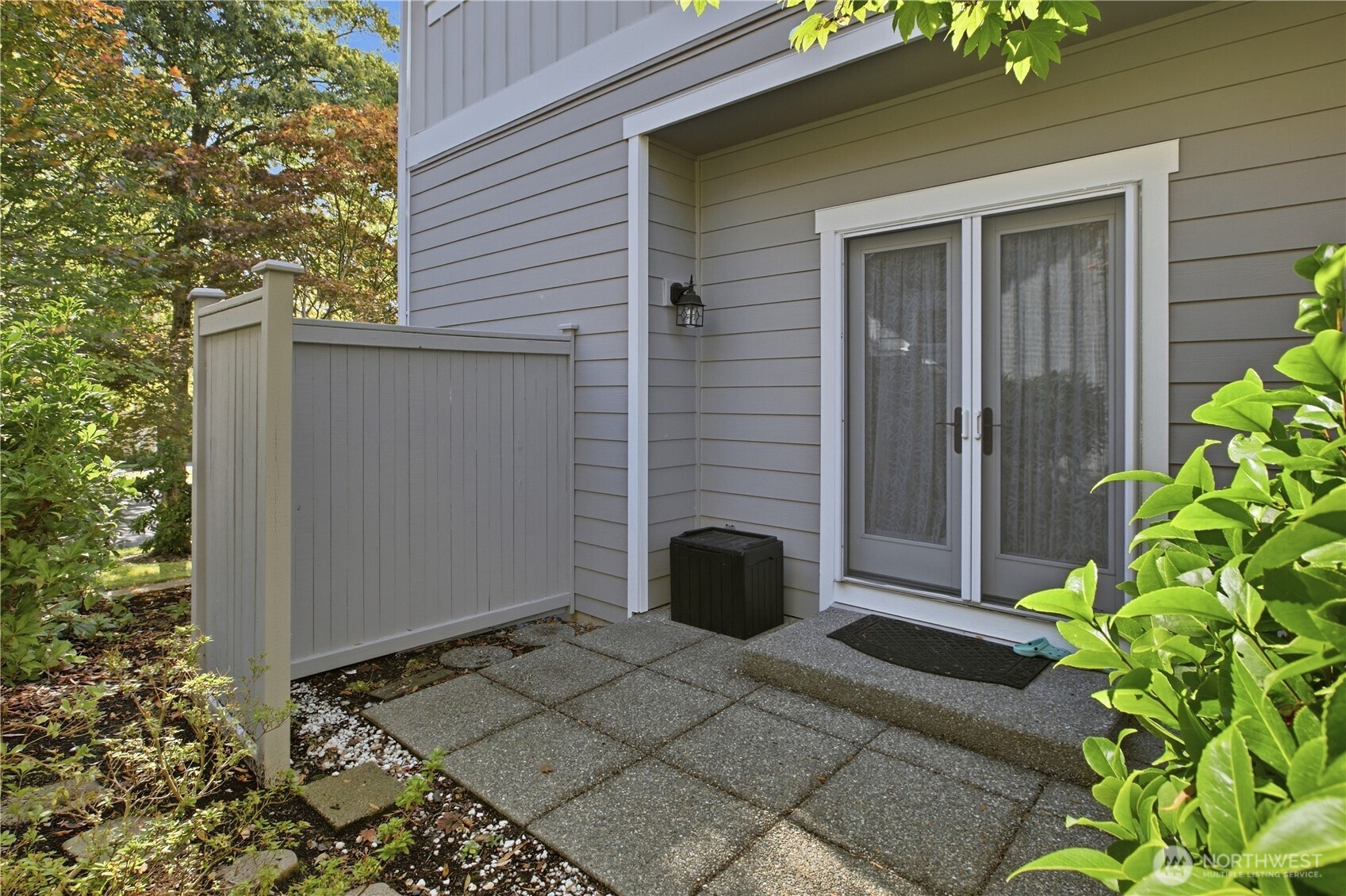35316 Southeast Ridge Street, Unit B Snoqualmie, WA 98065 - Photo 29 of 33 Gallery Image 29