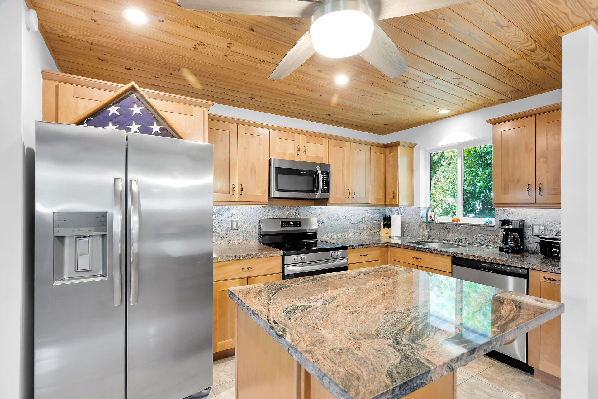 750 Madrid Road Key Largo, FL 33037 - Photo 21 of 37 virtual-tour-365782-mls-high-res-image-2