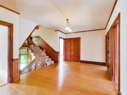$1,250,000 | 245 North Kenilworth Avenue, Oak Park, IL 60302