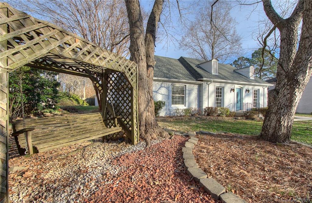 6693 Stoney Ridge Road Matthews, NC 28104 - Photo 2 of 34 Gallery Image 2