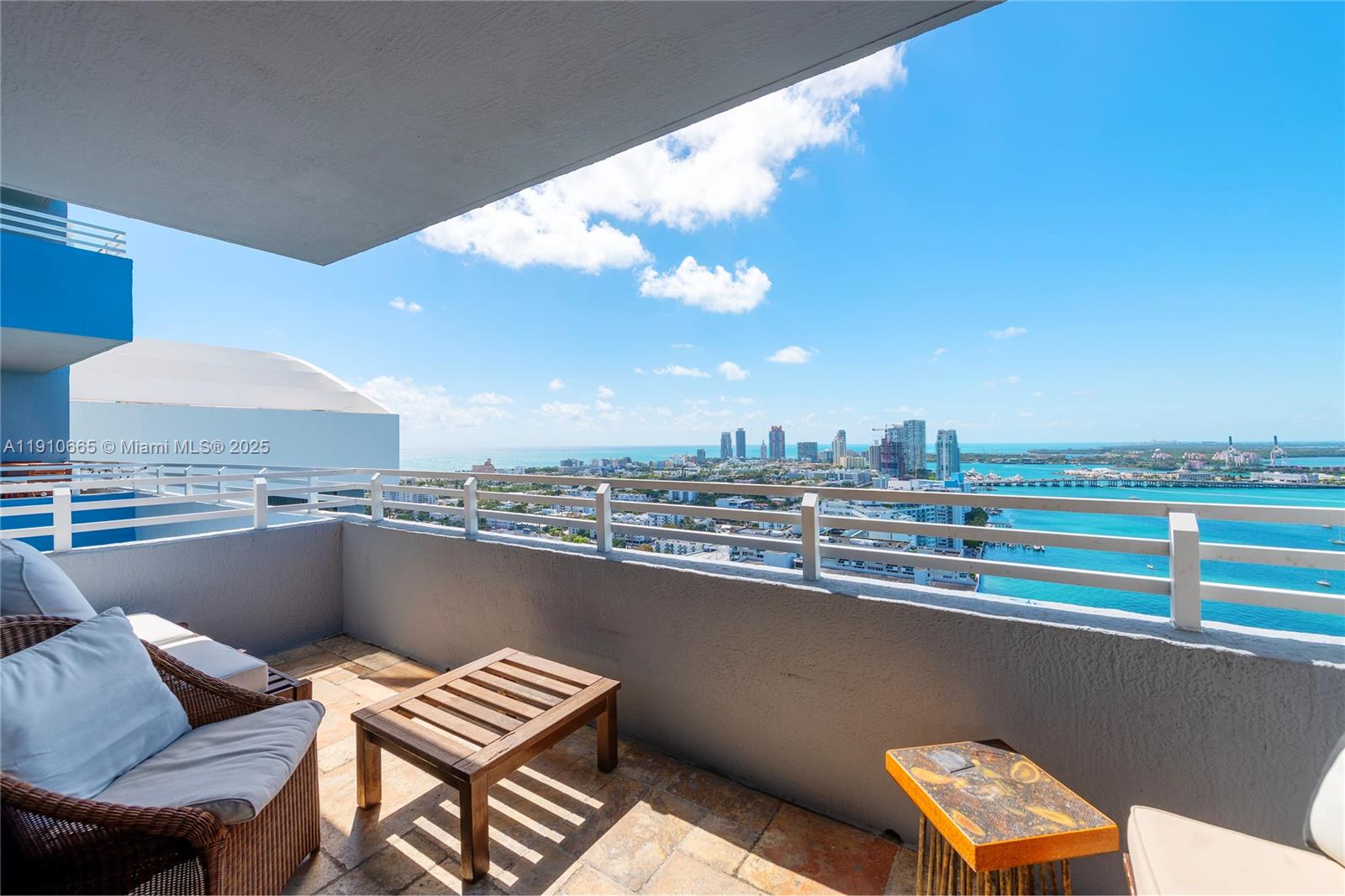 1330 West Avenue, Unit 3104 Miami Beach, FL 33139 - Photo 4 of 18