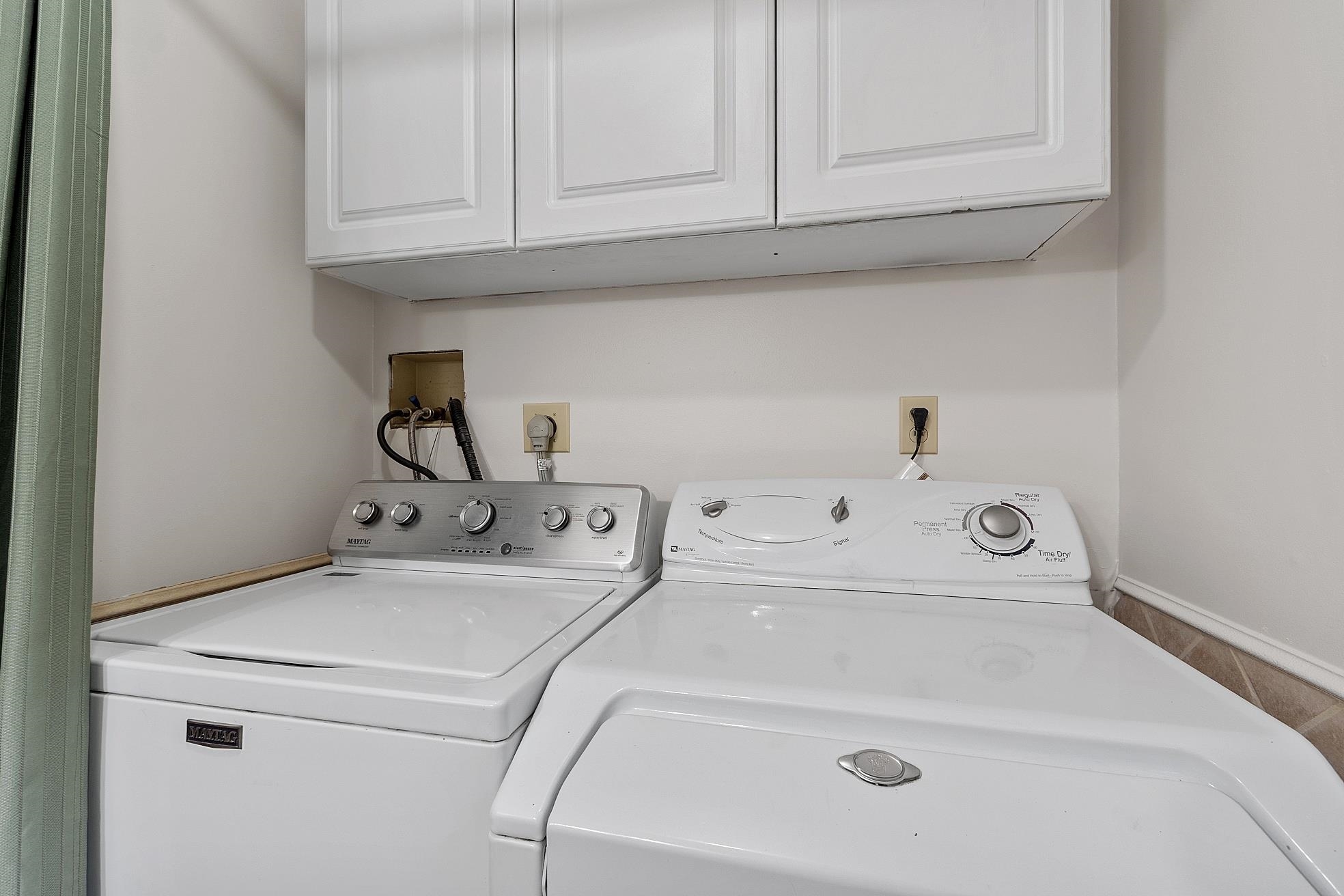 13 Aladdin Road Windham, NH 03087 - Photo 26 of 54