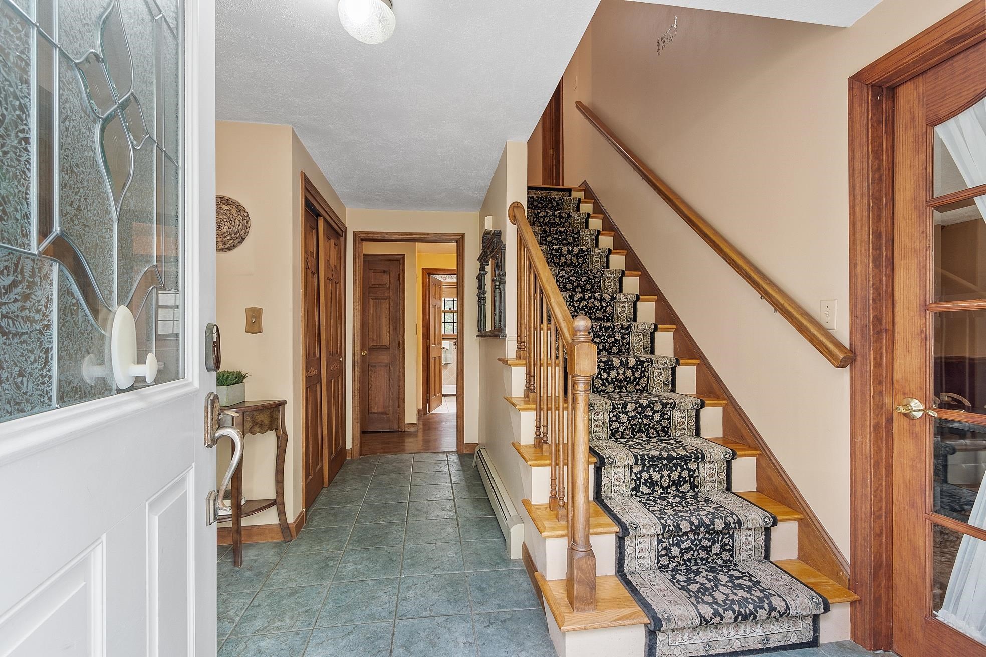 13 Aladdin Road Windham, NH 03087 - Photo 5 of 54