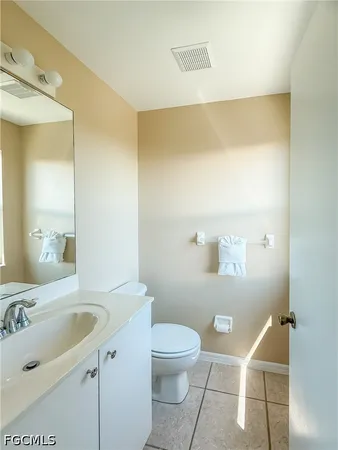 $999,999 | 4511-4501 Schooner Drive, Upper Captiva, FL 33924